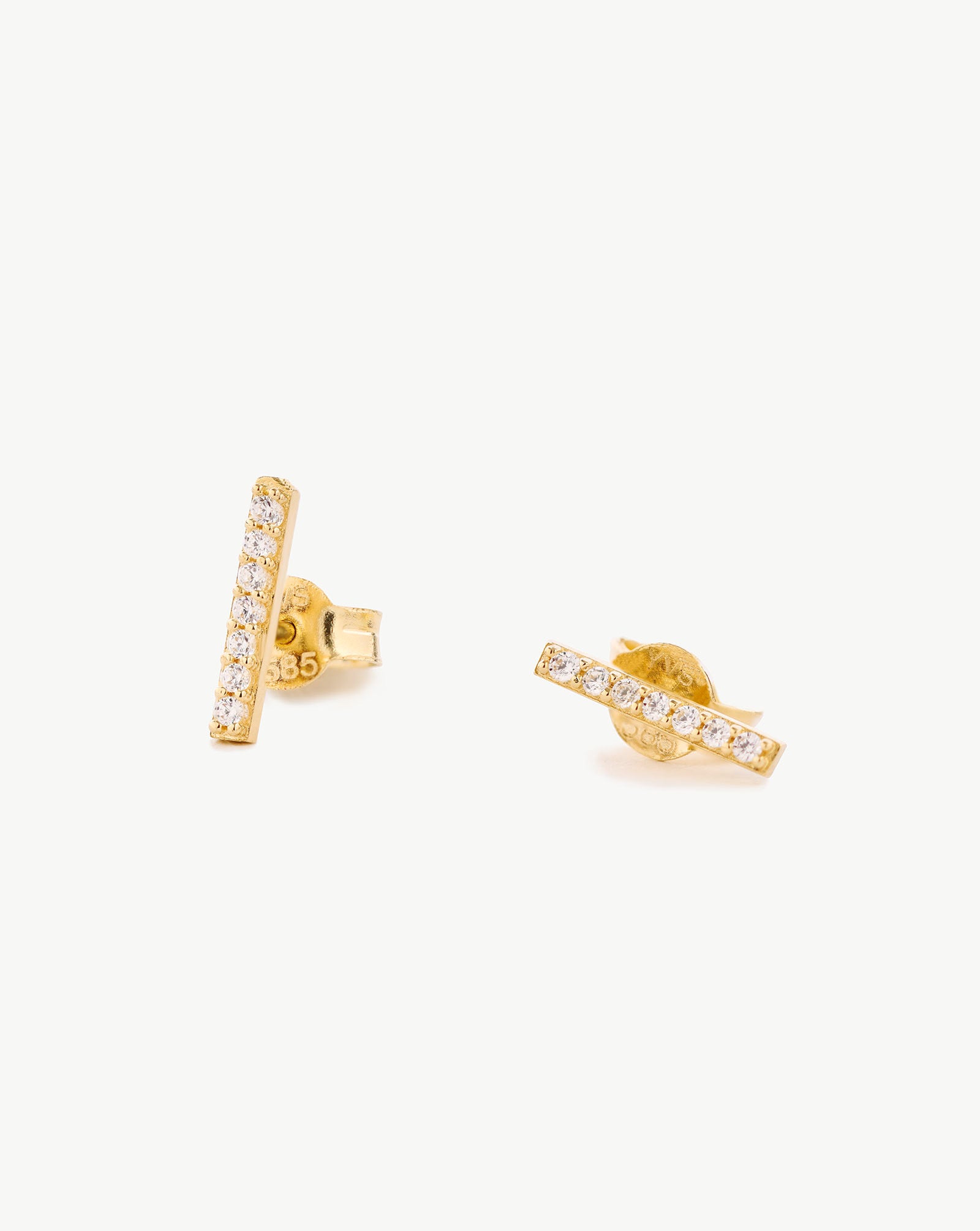 Pavé Bar Studs