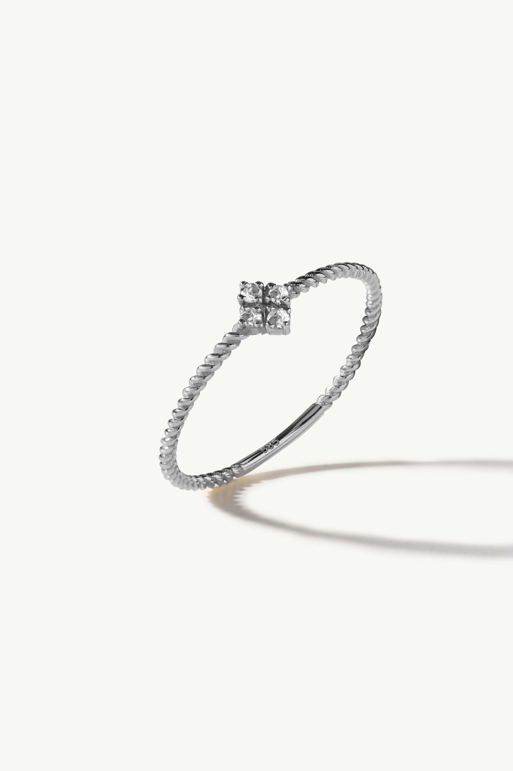 Diamond Diamond Slice Twist Ring